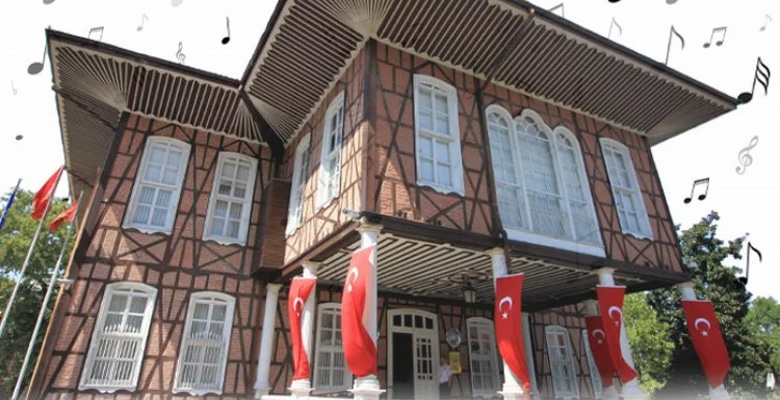 Bursa’da sahne yeniden ‘Şehir Korosu’nun