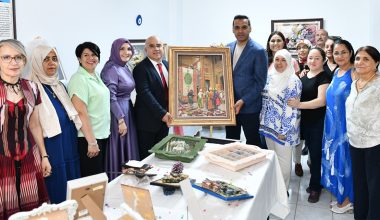 Çiğlili Kadın Kursiyerlerin El Emeği Ürünleri Görücüye Çıktı