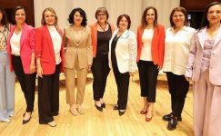 İzmir’in Kadın Belediye Başkanları Projelerini Anlattı
