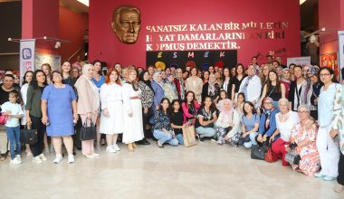 Kadınlardan Renklerin Büyüsü Sergisi