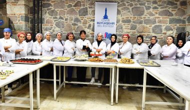 İzmirli Kadınlar Başarılarıyla Örnek Oldu