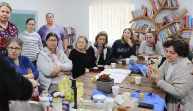 Balmumu Kadınların Elinde Hayat Buluyor