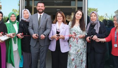 Çalılı Kadınlar El Emeklerini Sergiledi