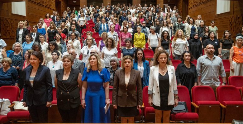 Hemşireler İle Hemşire Adayları Buluştu