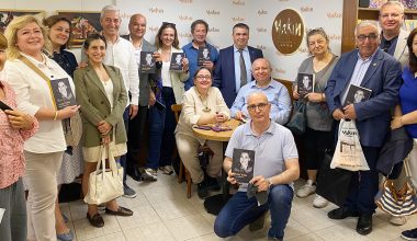 İmzalar Aytaç Abla İçin Atıldı