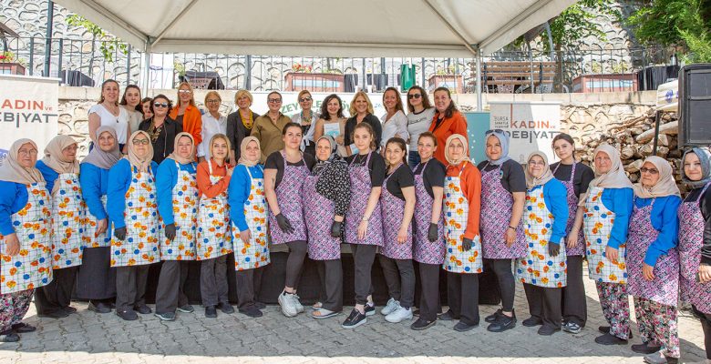 Kadın ve Edebiyat Söyleşileri Başladı