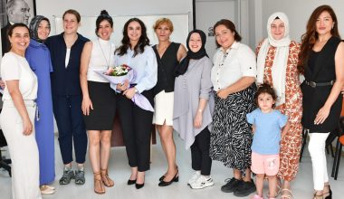 Kadın Kursiyerler Sertifikalarını Aldı