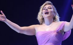 Funda Arar Yörük Türkmen Festivalinde
