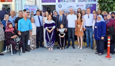 Esmek İlçe Sergileri Sona Erdi