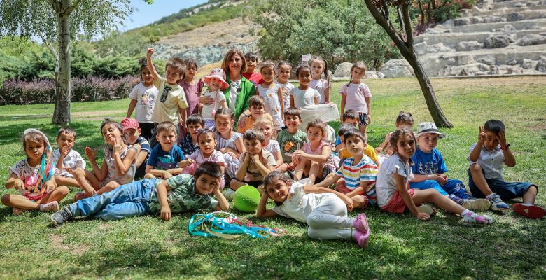 ES Çocuk Evi Kreşinden Coşkulu Kapanış