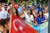EFEST 2025 Renkli Görüntülerle Başladı