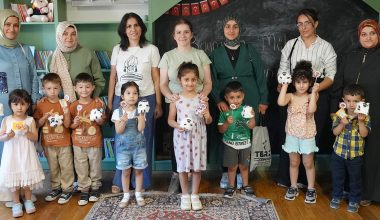 Çocuklar ve Annelerine Özel Eğitim