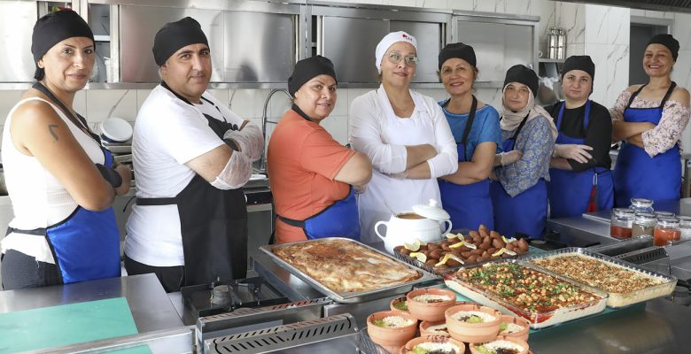 Kadınlardan Aşçı Çırağı Kursuna Yoğun İlgi