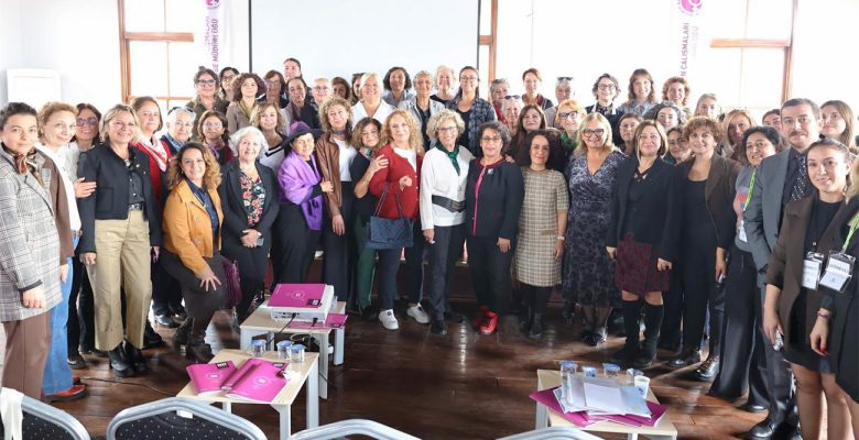 İzmir Kadınların Katılımıyla Güçleniyor