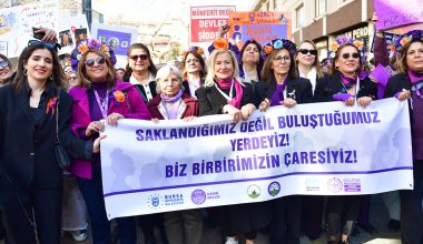 Bursalı Kadınlardan Eşitlik Yürüyüşü
